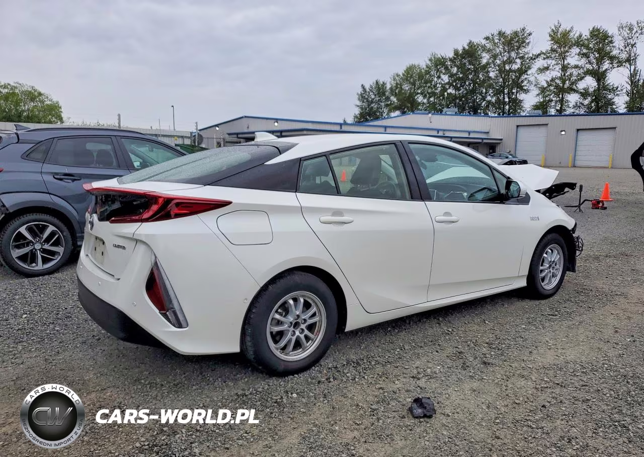 2020 Toyota Prius Prime Limited VIN:JTDKARFP6L3149952 - 3