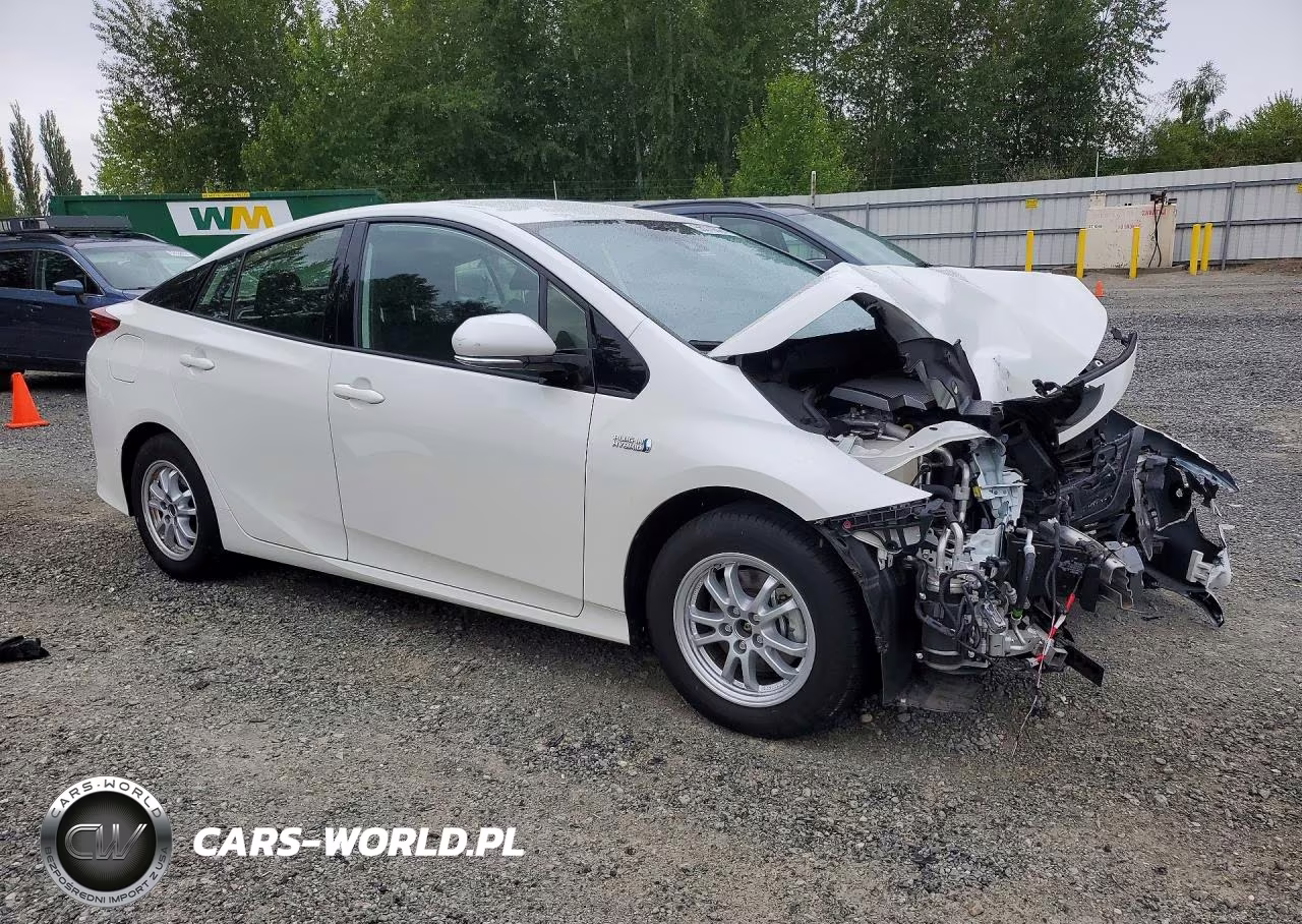 2020 Toyota Prius Prime Limited VIN:JTDKARFP6L3149952 - 4