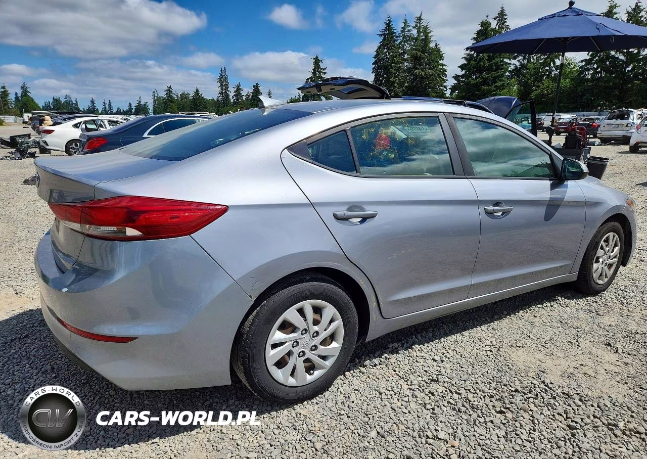 2017 Hyundai Elantra Se VIN:5NPD74LF4HH175919 - 3