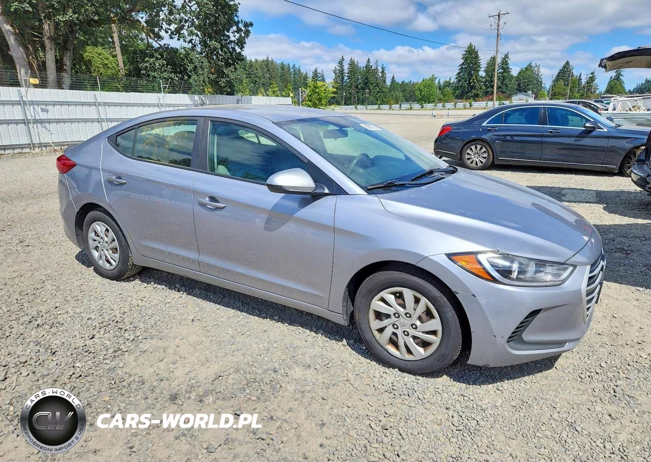2017 Hyundai Elantra Se VIN:5NPD74LF4HH175919 - 4