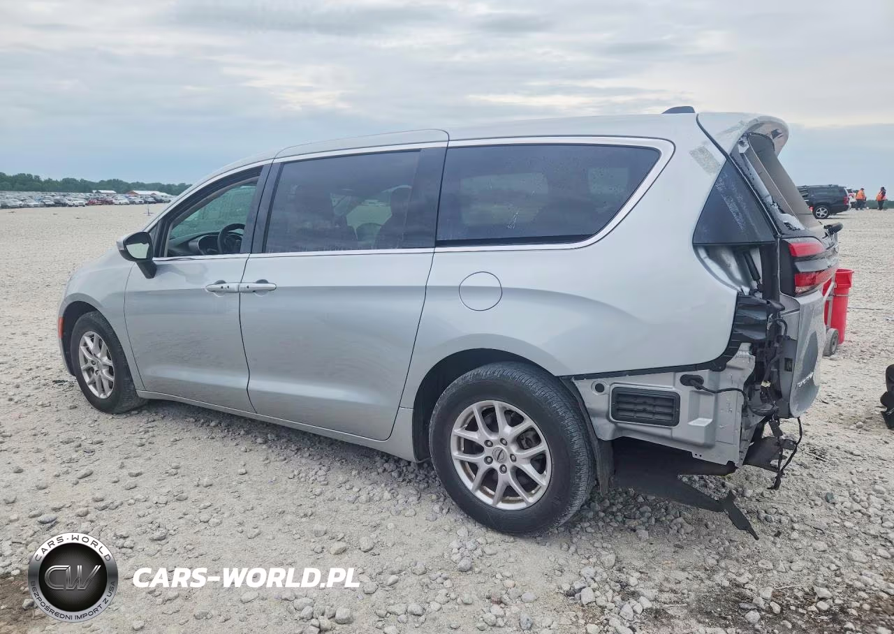 2023 Chrysler Pacifica Touring L VIN:2C4RC1BG1PR506113 - 2