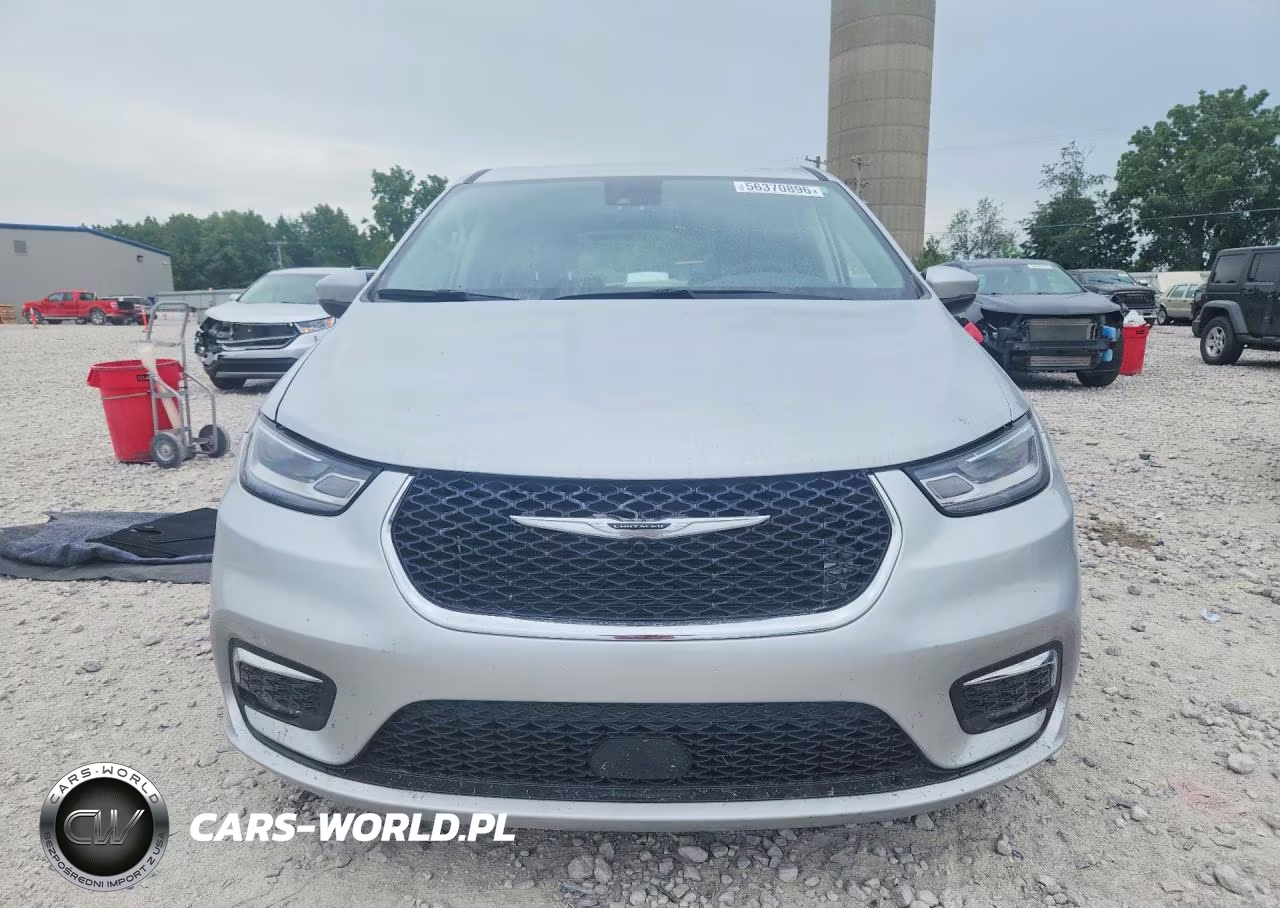2023 Chrysler Pacifica Touring L VIN:2C4RC1BG1PR506113 - 5