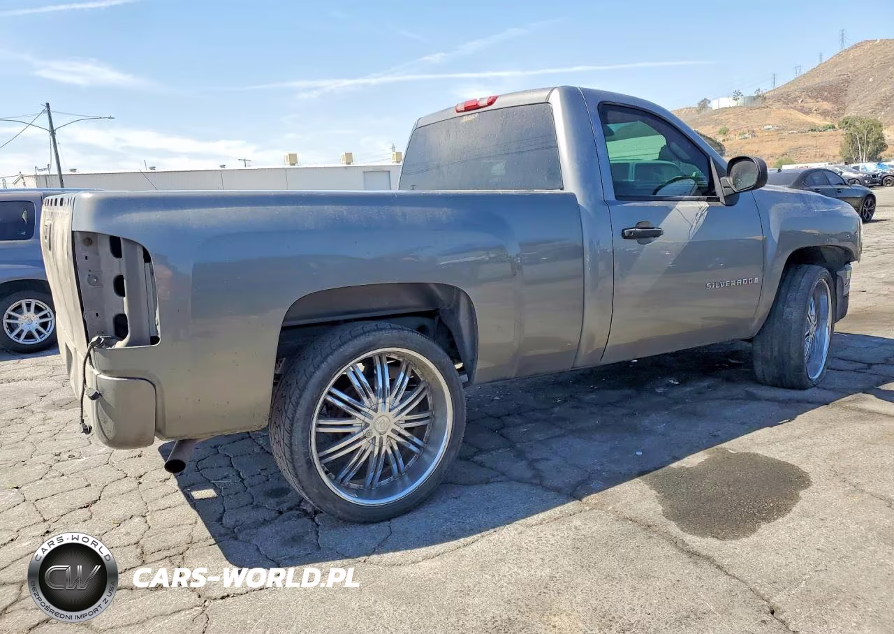 2008 Chevrolet Silverado C1500 VIN:1GCEC14X58Z202883 - 3