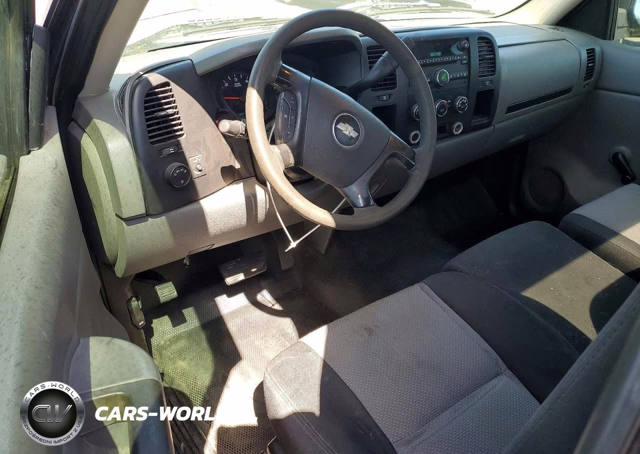 2008 Chevrolet Silverado C1500 VIN:1GCEC14X58Z202883 - 8
