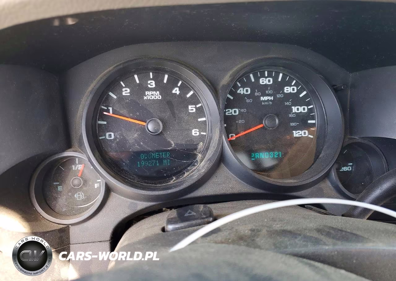 2008 Chevrolet Silverado C1500 VIN:1GCEC14X58Z202883 - 9