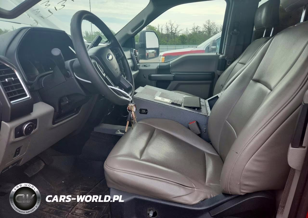 2017 Ford F550 Super Duty VIN:1FD0X5HT9HED73071 - 7
