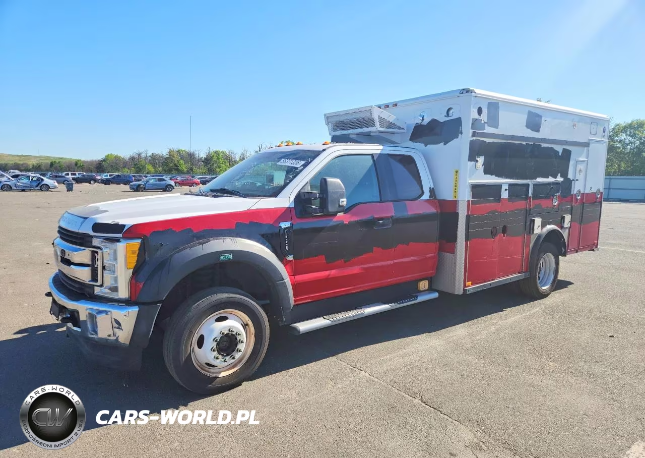 2017 Ford F550 Super Duty – zdjęcie 1 z 13