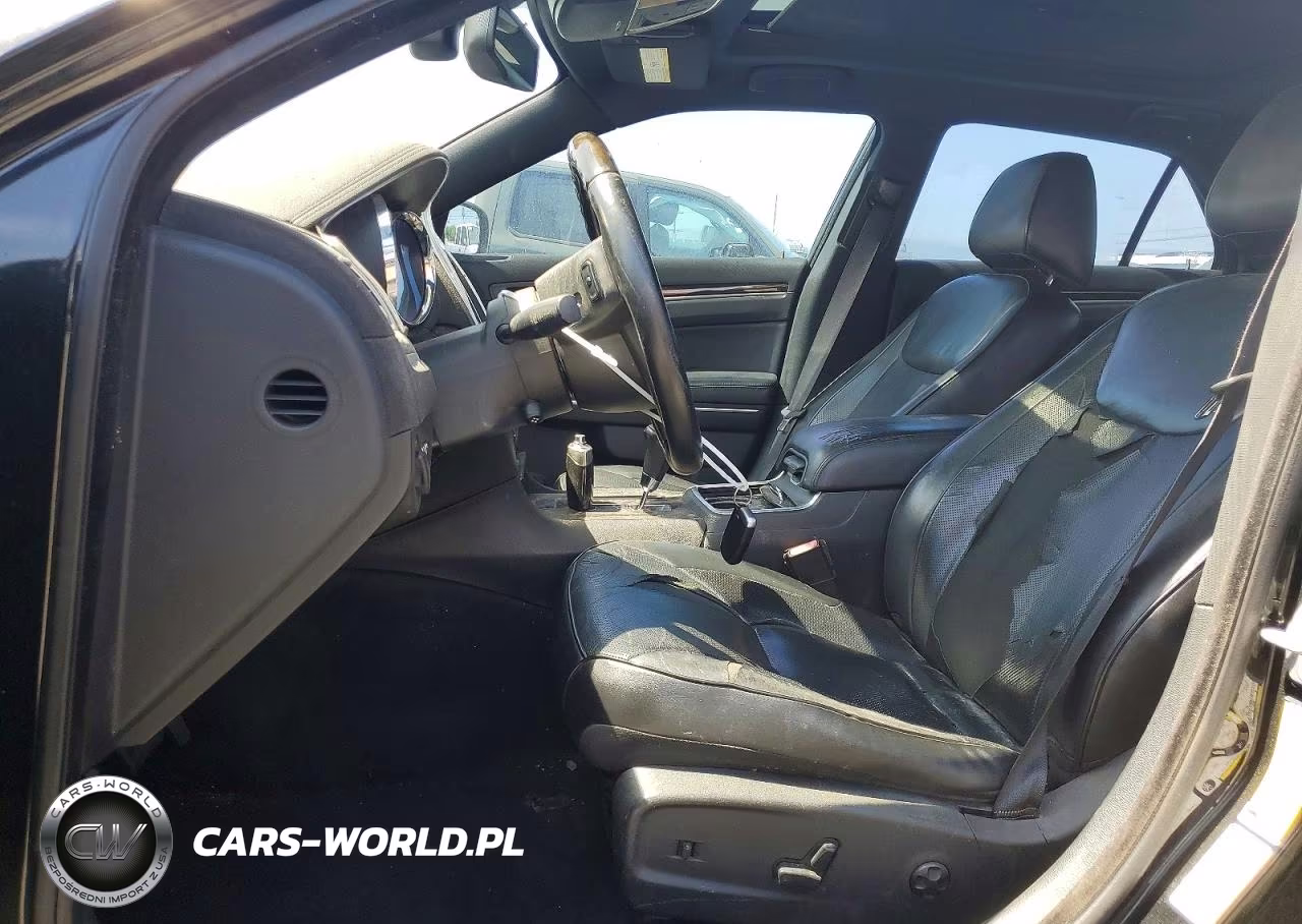 2013 Chrysler 300C VIN:2C3CCAET6DH630737 - 7