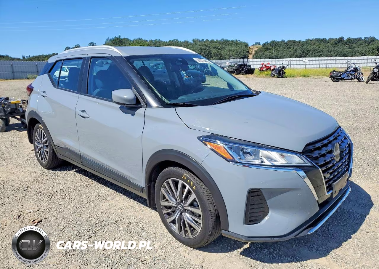 2022 Nissan Kicks Sv VIN:3N1CP5CVXNL481272 - 4