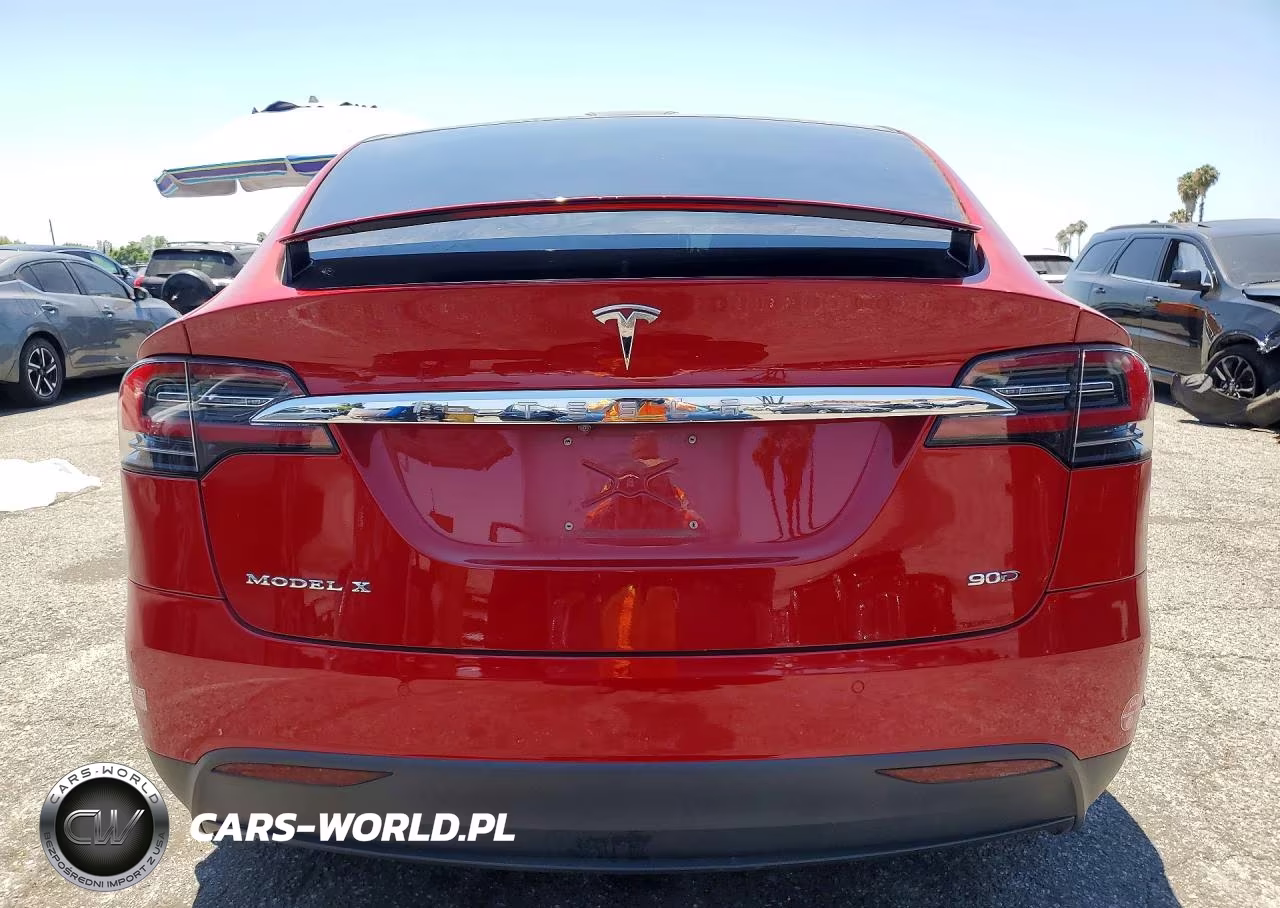 2017 Tesla Model X VIN:5YJXCBE27HF034851 - 6