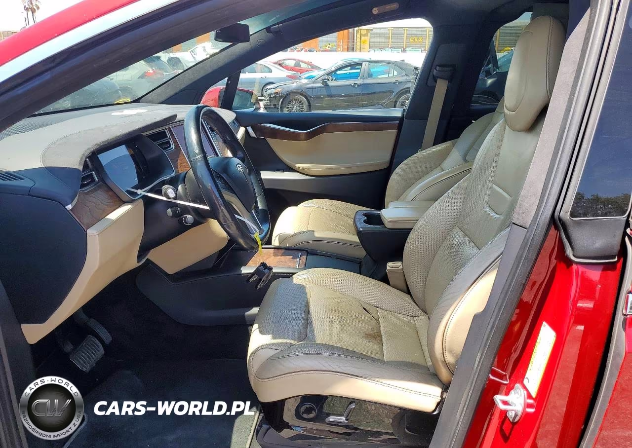 2017 Tesla Model X VIN:5YJXCBE27HF034851 - 7