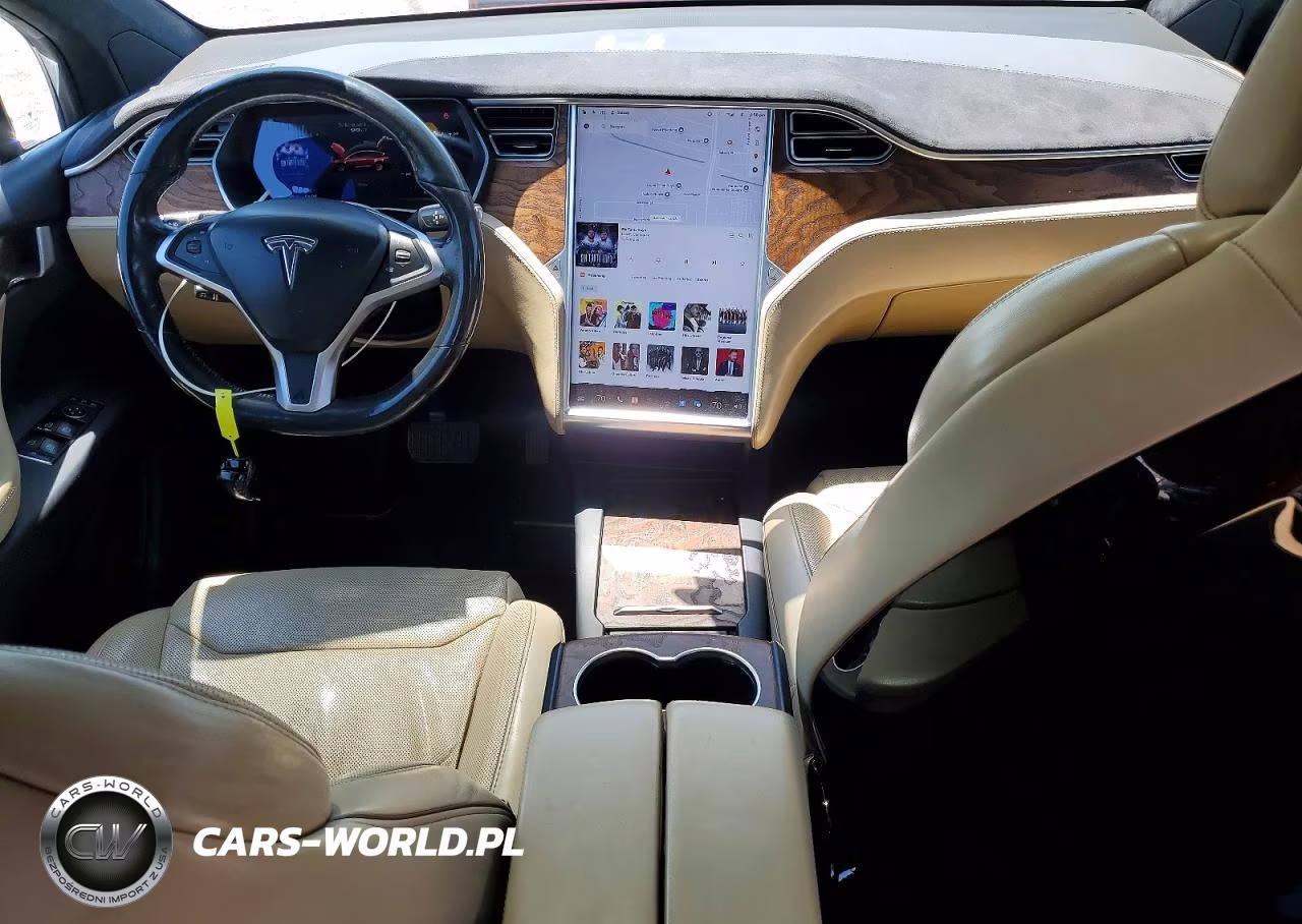 2017 Tesla Model X VIN:5YJXCBE27HF034851 - 8