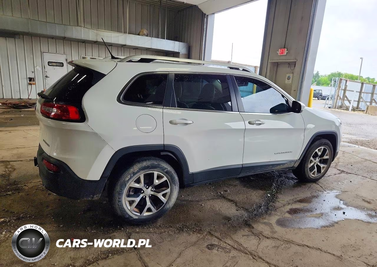 2015 Jeep Cherokee Limited VIN:1C4PJMDBXFW640981 - 3