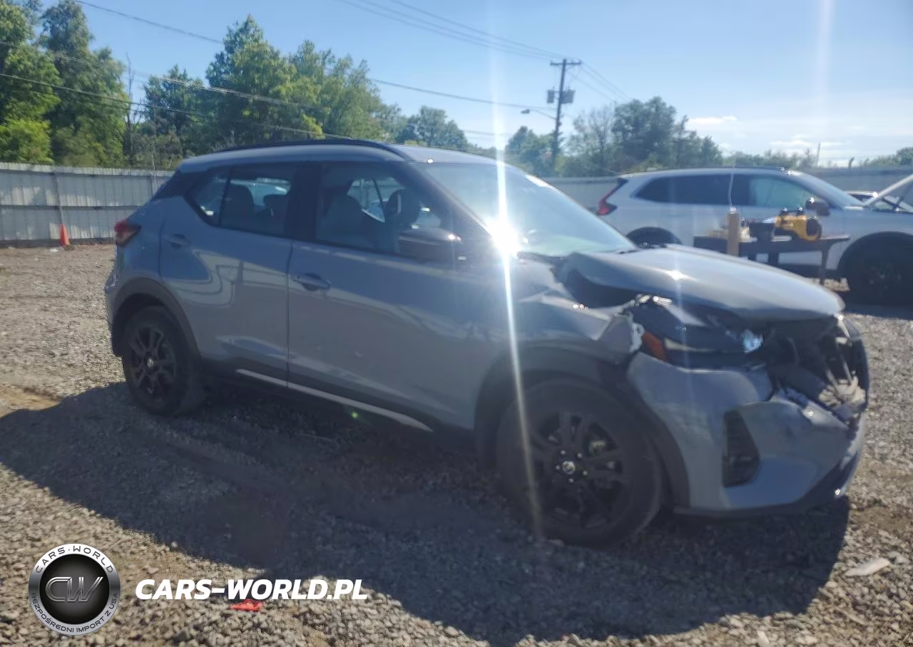 2023 Nissan Kicks Sr VIN:3N1CP5DV0PL571404 - 4