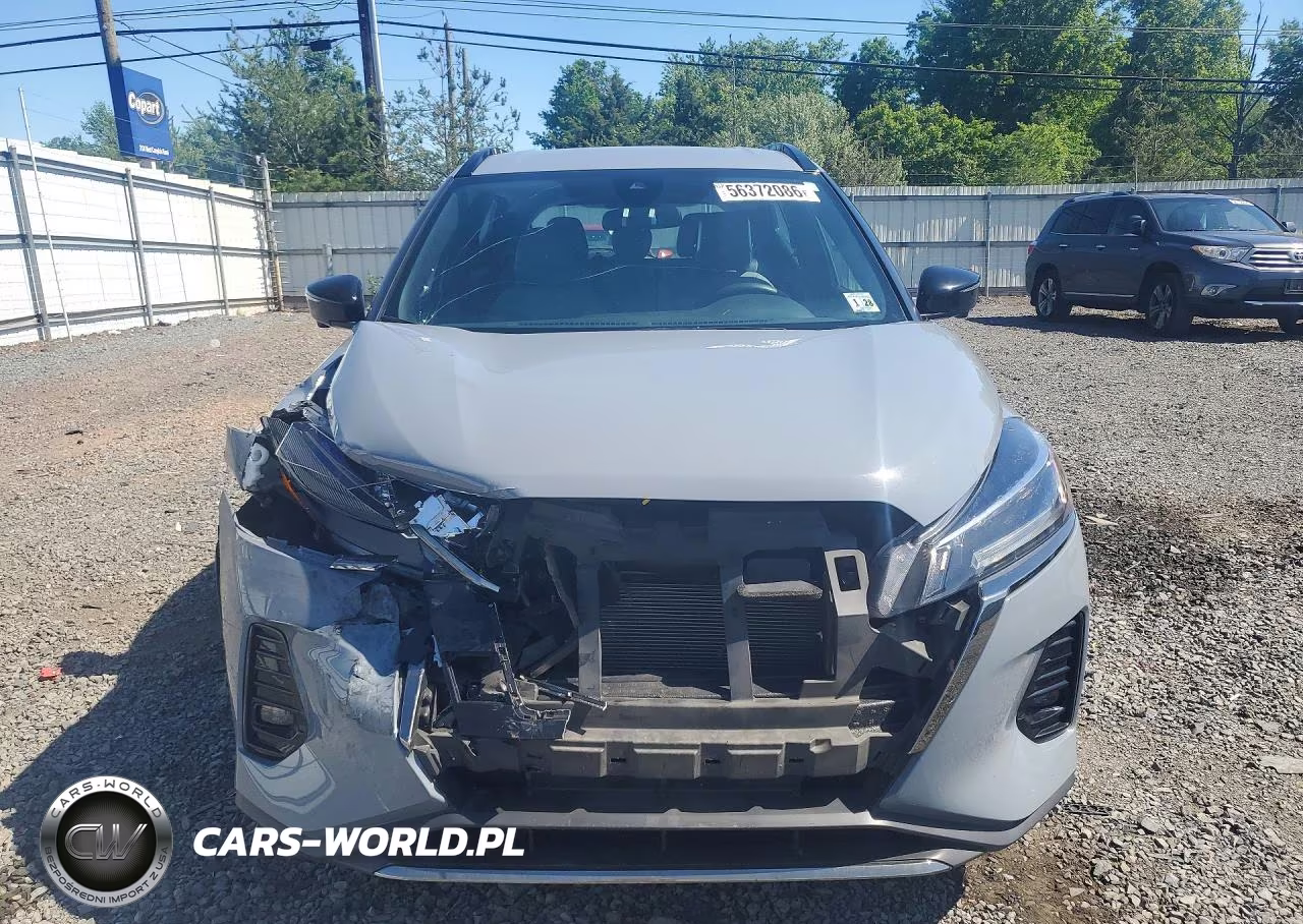 2023 Nissan Kicks Sr VIN:3N1CP5DV0PL571404 - 5