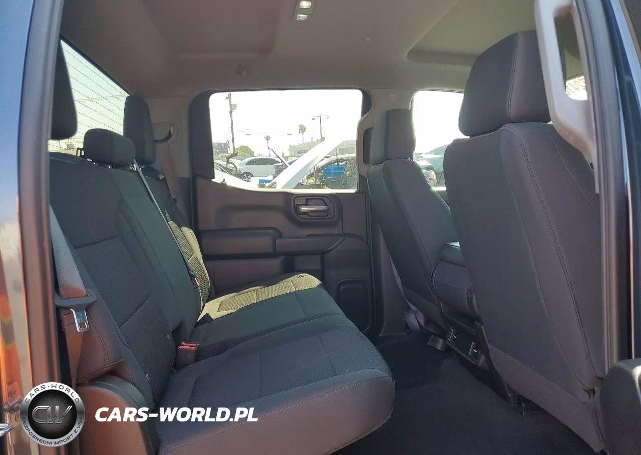 2020 Chevrolet Silverado C1500 Custom VIN:1GCPWBEH5LZ359982 - 10