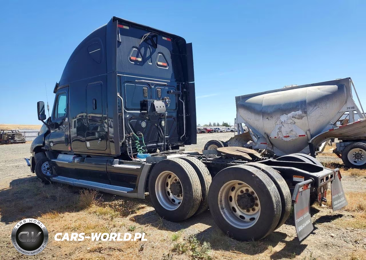 2015 Freightliner Cascadia 125 Semi Truck VIN:3AKJGLD62FSFL2809 - 2