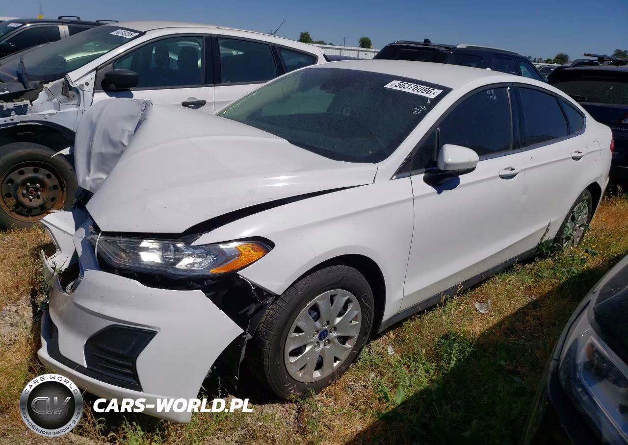 2020 Ford Fusion S – zdjęcie 1 z 12