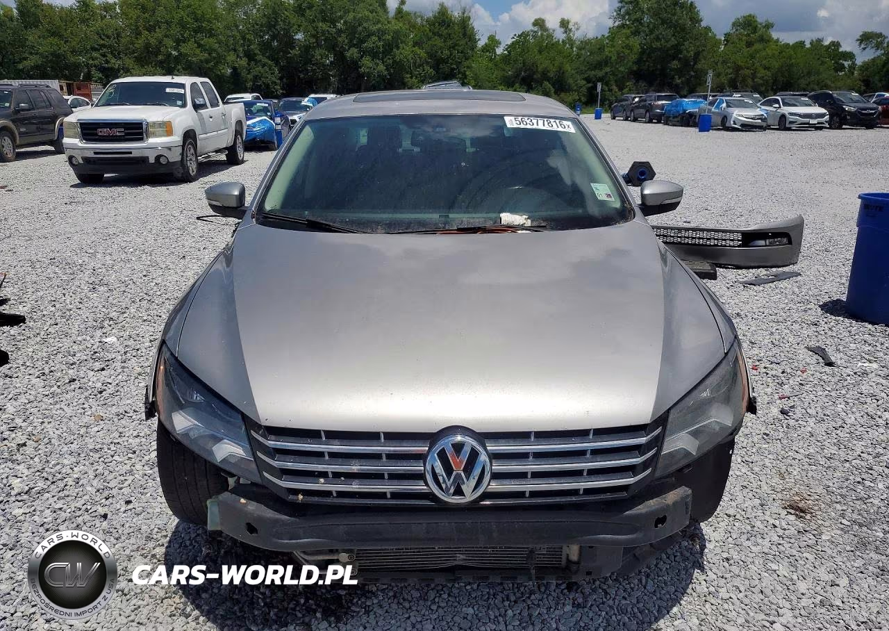 2013 Volkswagen Passat Se VIN:1VWBN7A30DC058364 - 5