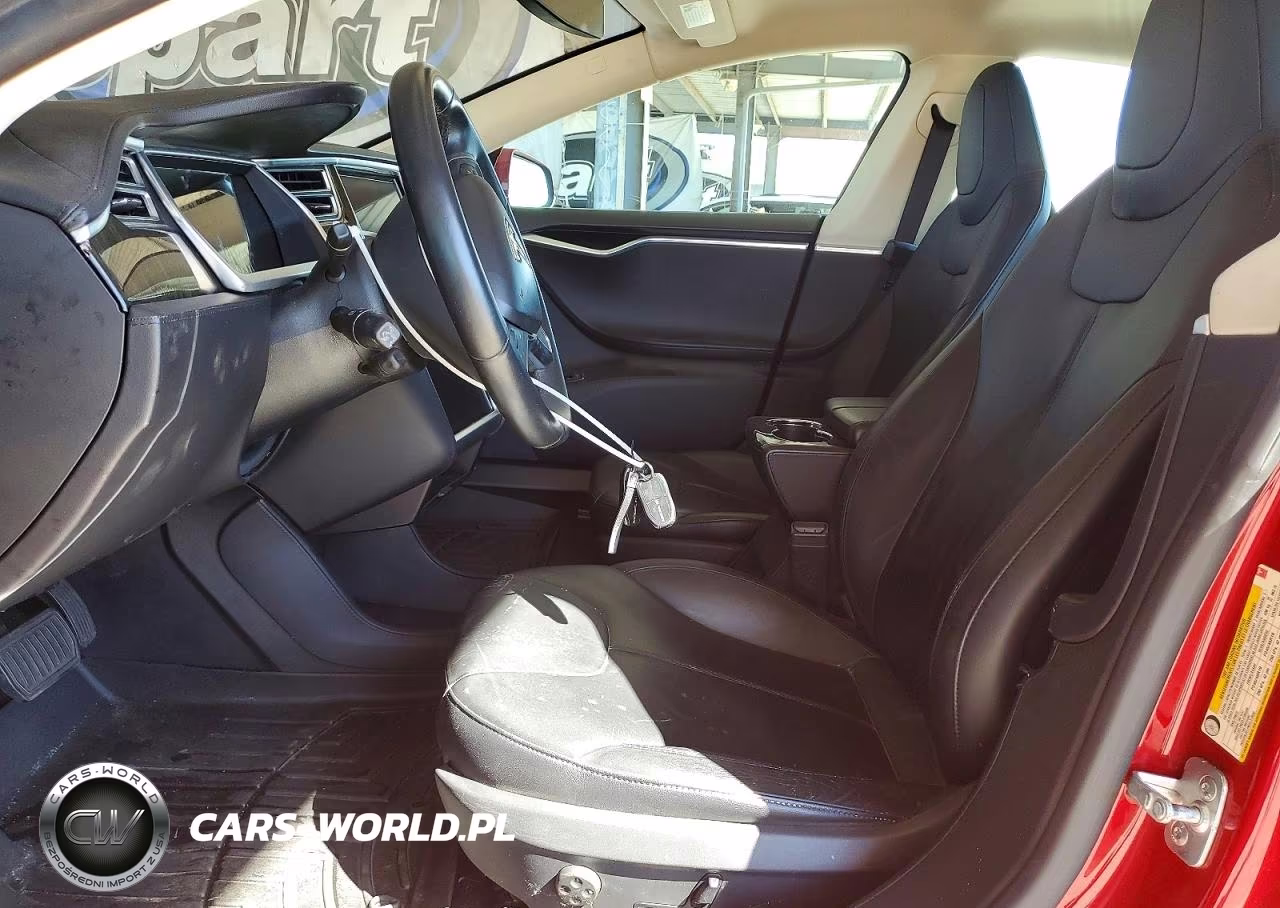 2013 Tesla Model S VIN:5YJSA1CNXDFP12929 - 7