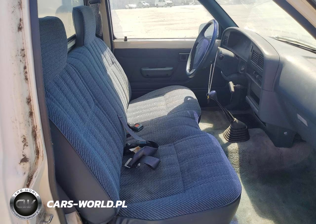 1992 Toyota Pickup VIN:4TARN81A1NZ045204 - 10