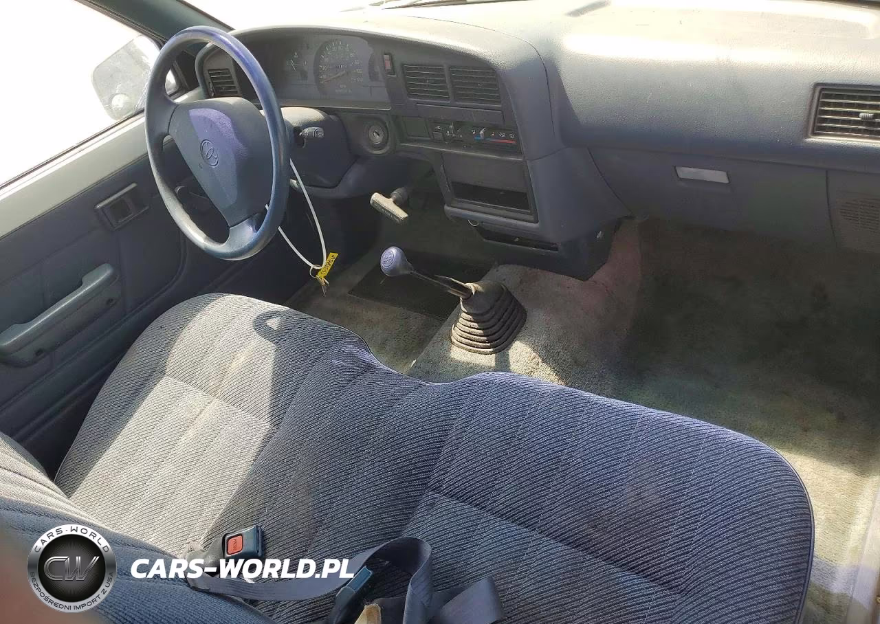 1992 Toyota Pickup VIN:4TARN81A1NZ045204 - 8