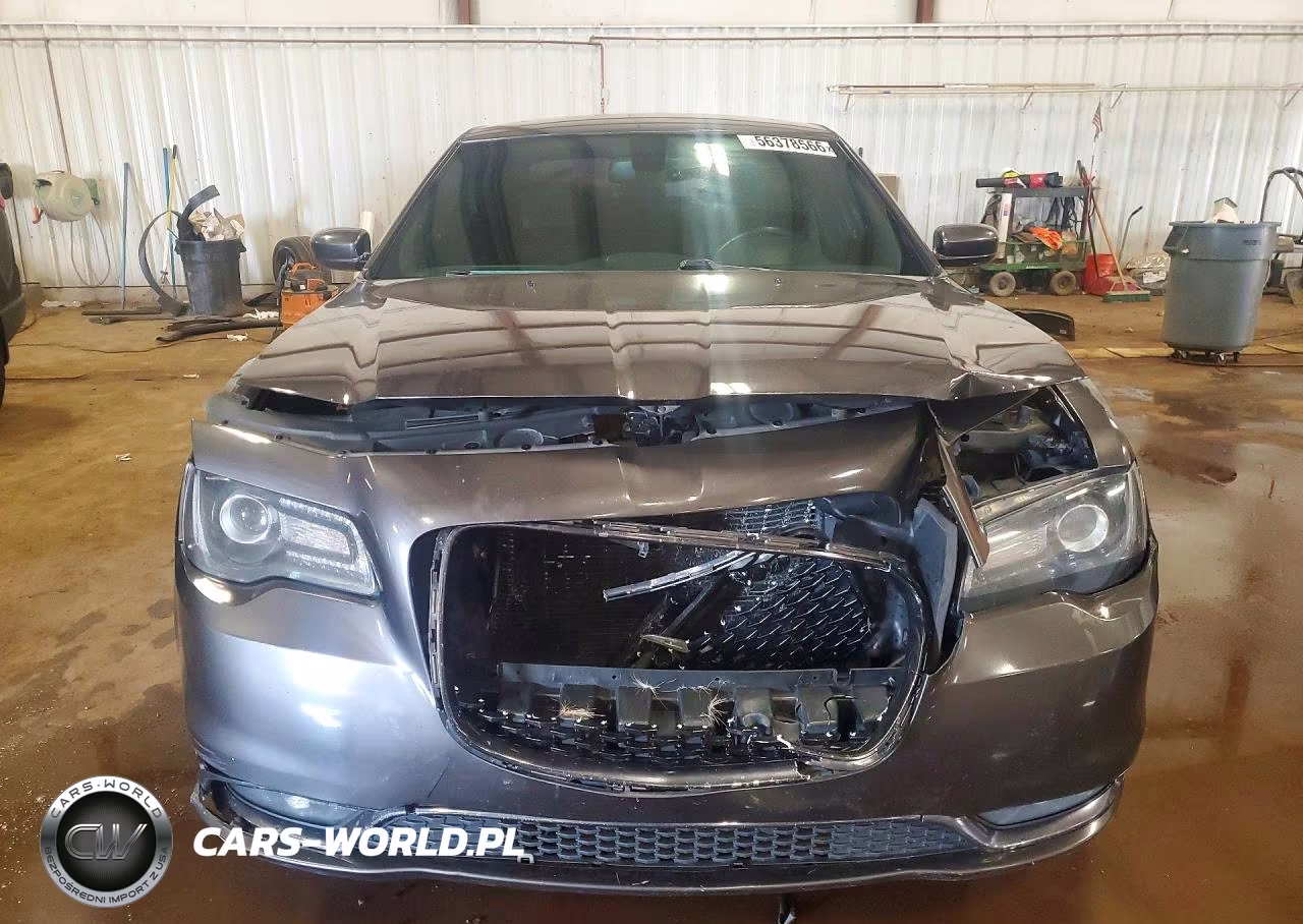 2016 Chrysler 300 S VIN:2C3CCAGG0GH261975 - 5