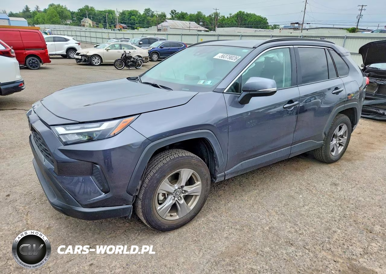 2025 Toyota Rav4 Xle – zdjęcie 1 z 13