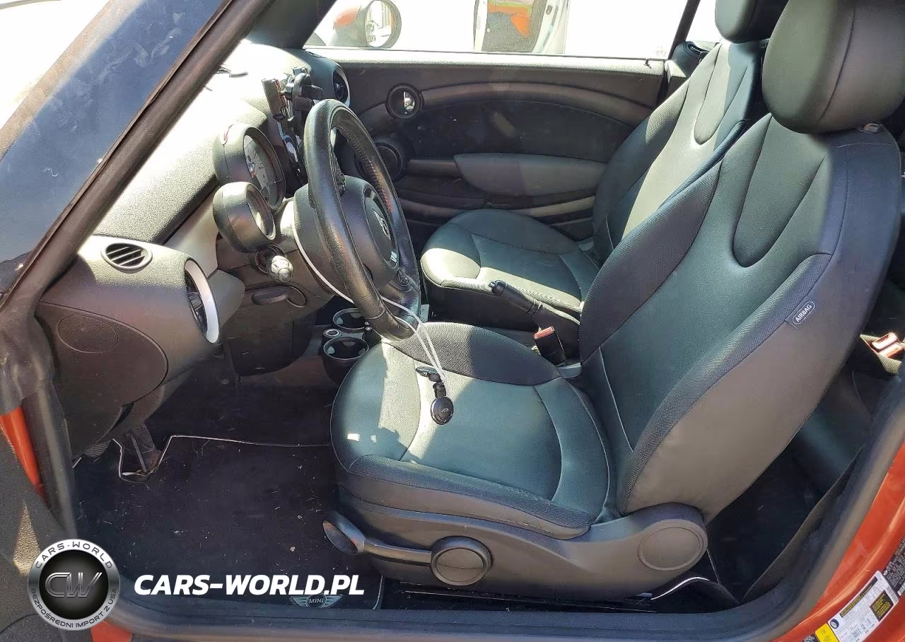2011 Mini Cooper VIN:WMWZN3C51BTZ78328 - 7