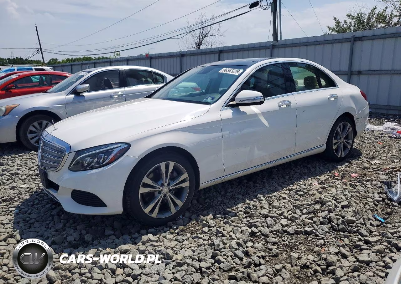 2015 Mercedes-Benz C 300 4Matic – zdjęcie 1 z 12