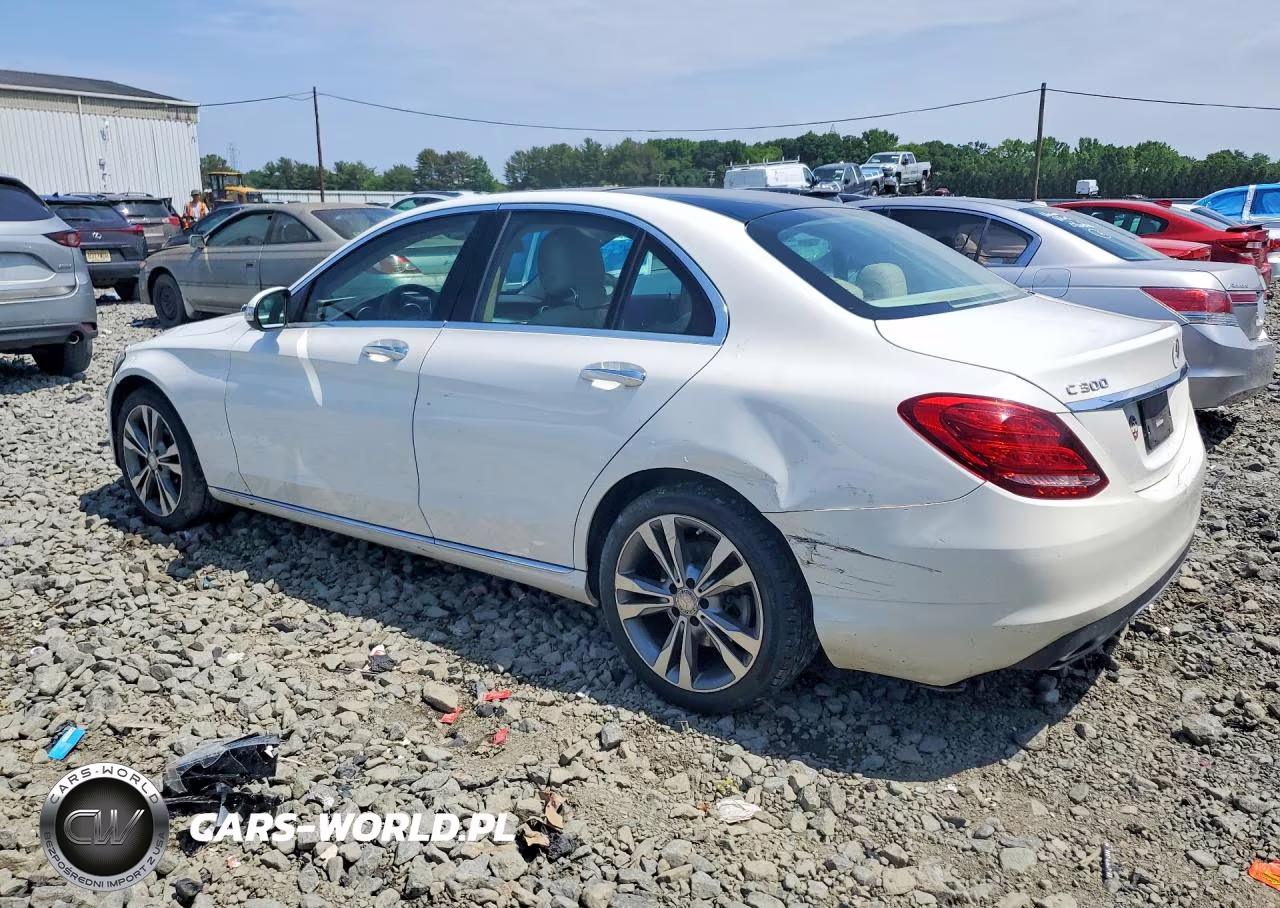 2015 Mercedes-Benz C 300 4Matic VIN:55SWF4KB9FU041623 - 2