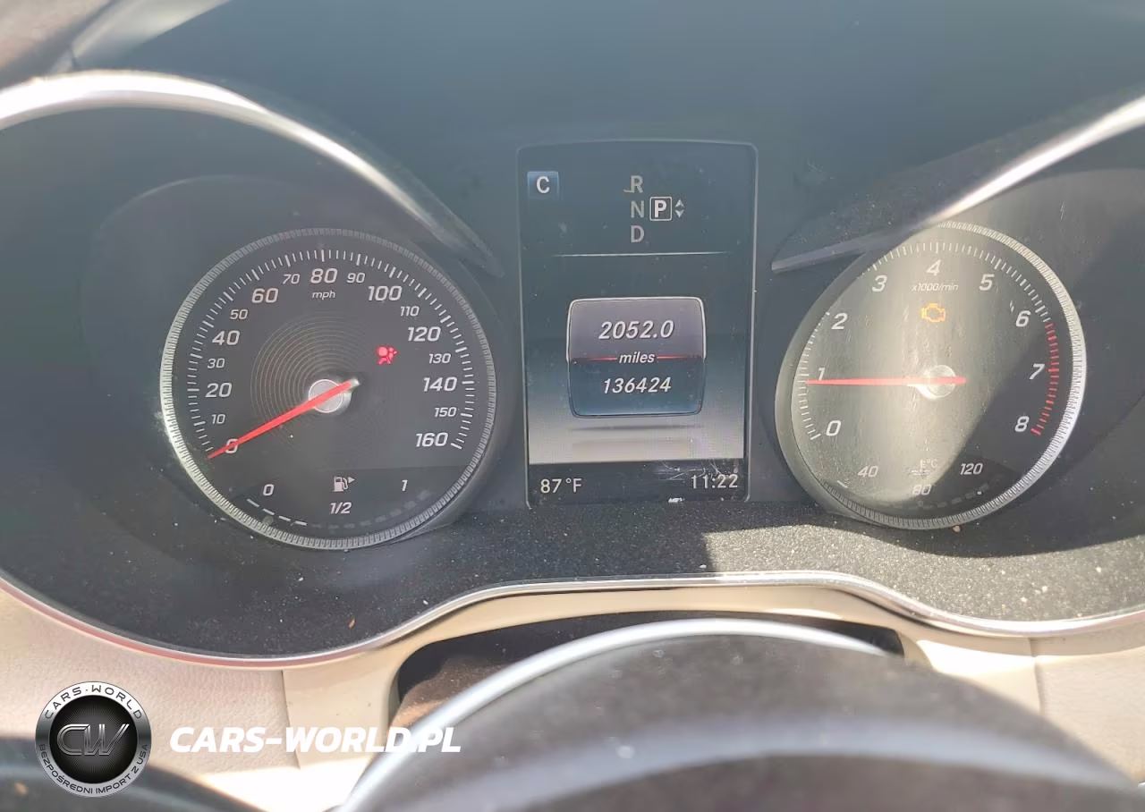 2015 Mercedes-Benz C 300 4Matic VIN:55SWF4KB9FU041623 - 9