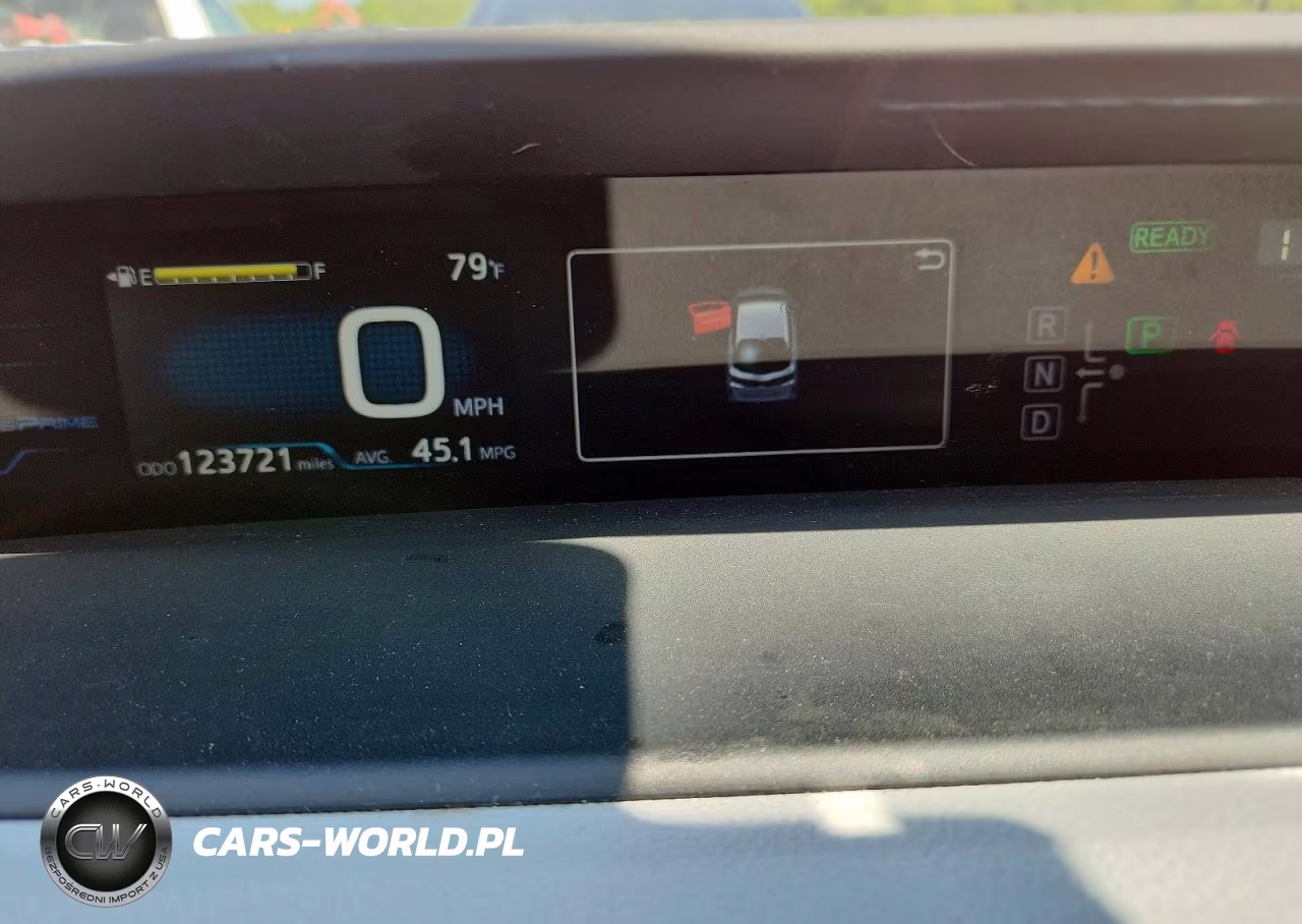 2017 Toyota Prius Prime Premium VIN:JTDKARFP1H3018032 - 9
