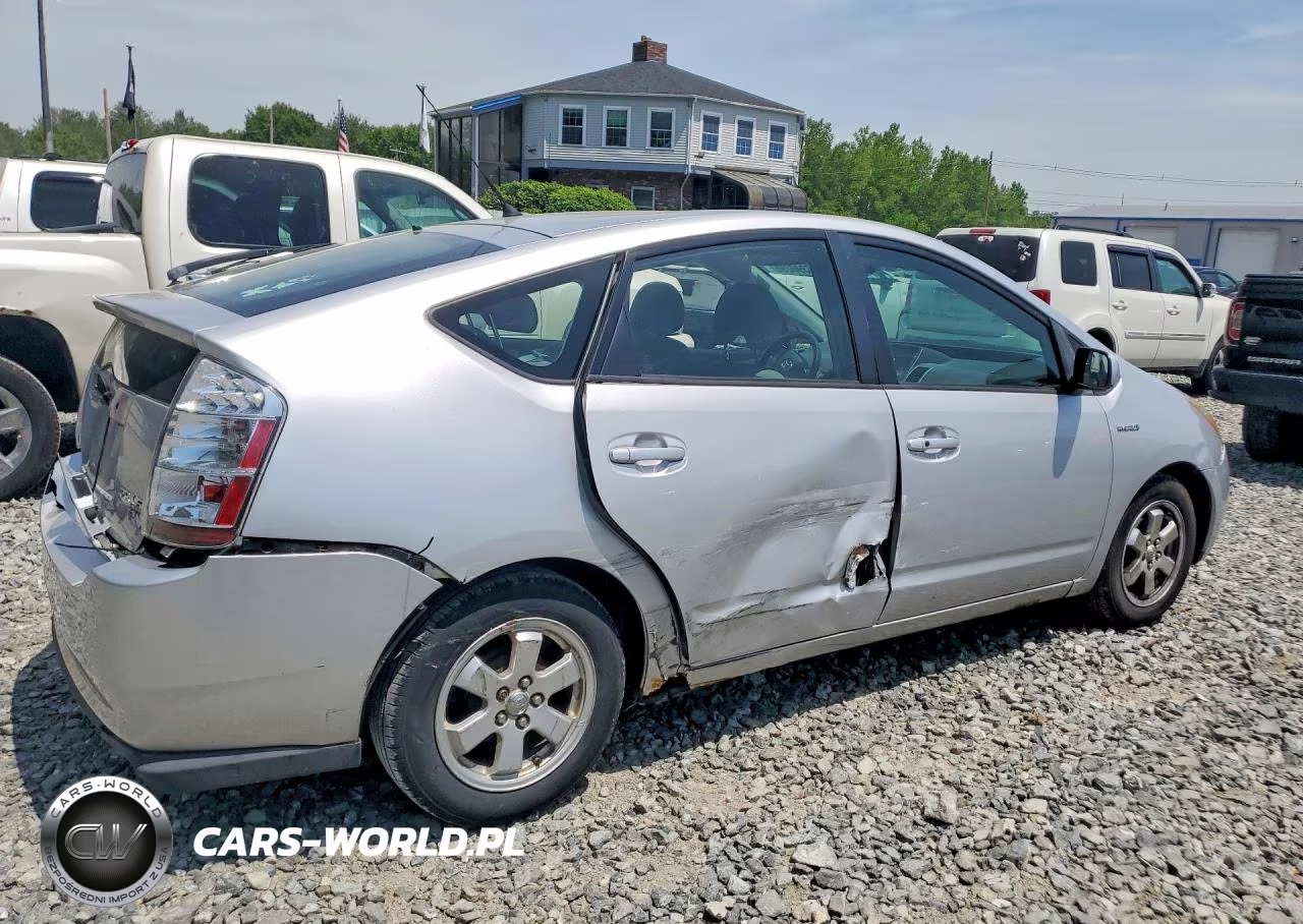 2006 Toyota Prius Base VIN:JTDKB20U367507024 - 3