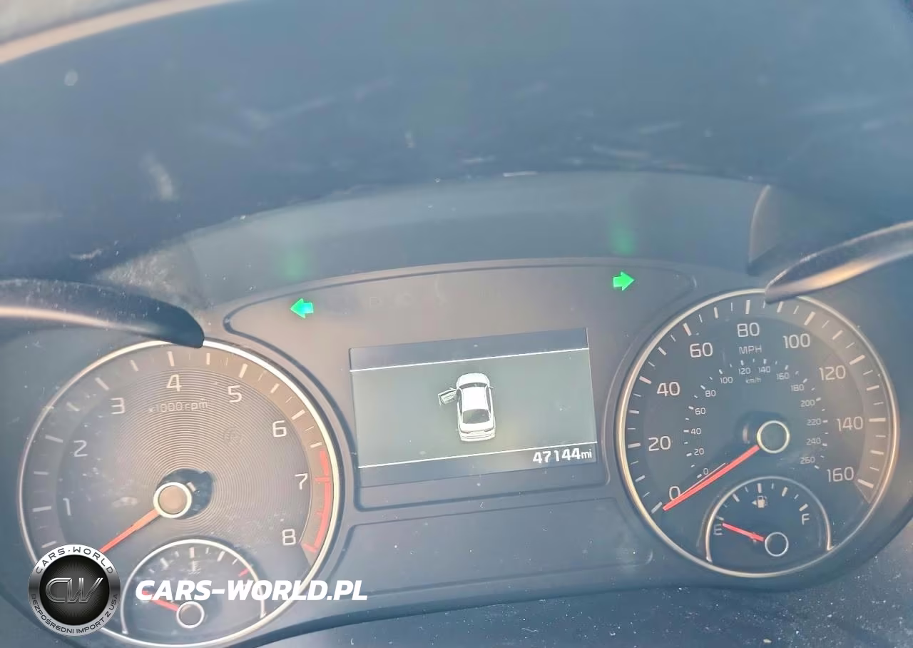 2019 Kia Optima Sxl VIN:5XXGV4L29KG346182 - 9