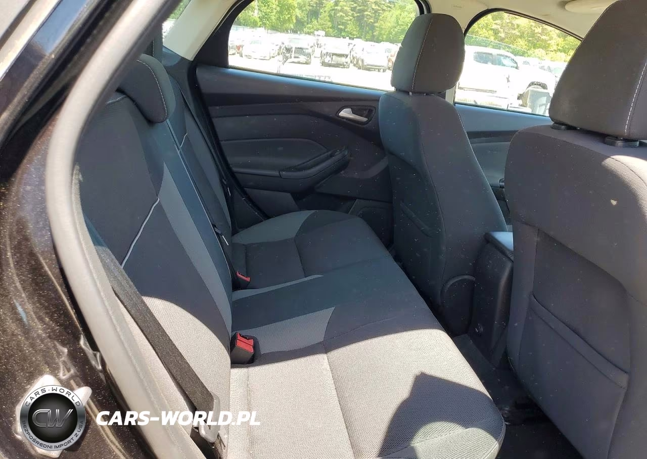 2013 Ford Focus Se VIN:1FADP3F26DL329867 - 10