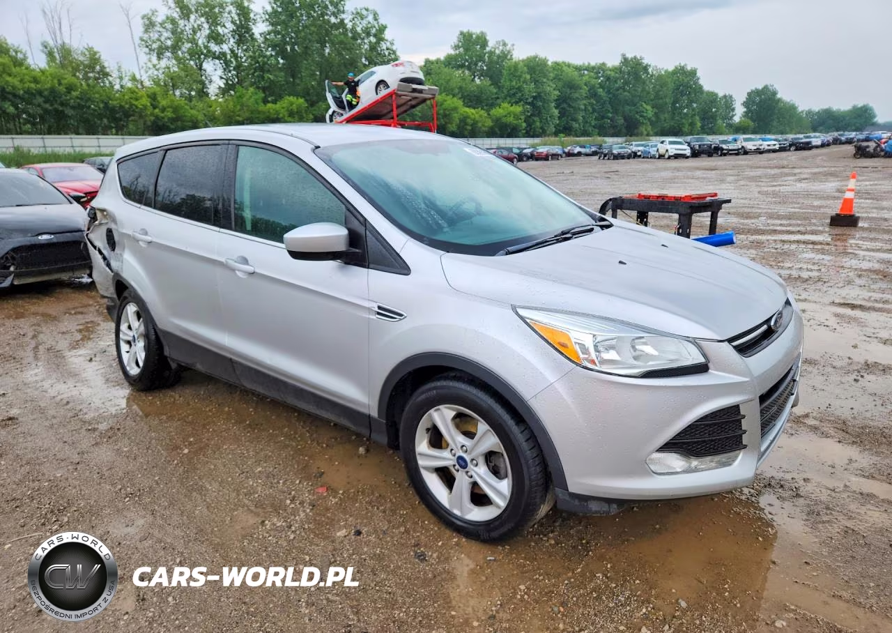 2015 Ford Escape Se VIN:1FMCU9GX4FUB21393 - 4