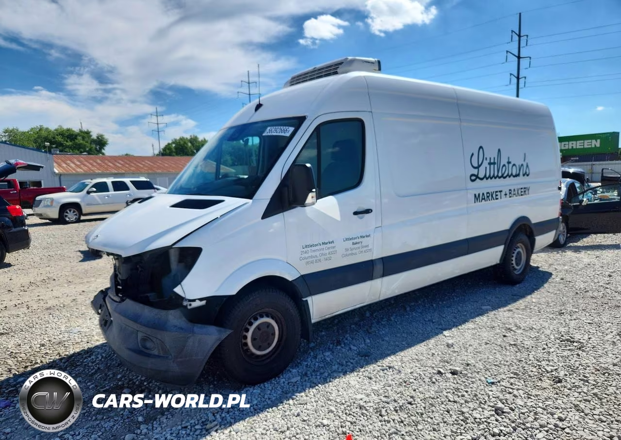 2016 Mercedes Benz Sprinter 2500 Refrigerated Delivery Van – zdjęcie 1 z 14
