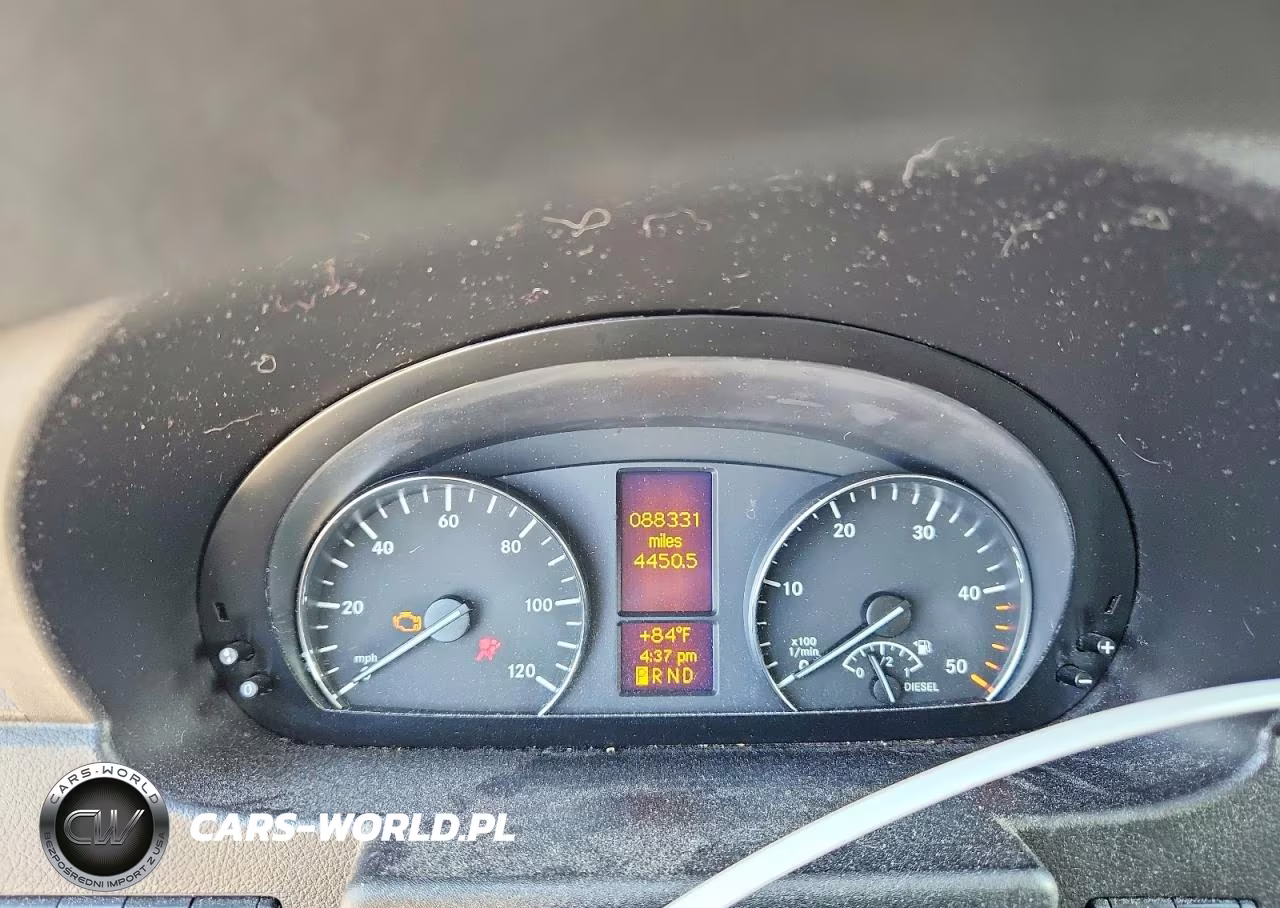 2016 Mercedes Benz Sprinter 2500 Refrigerated Delivery Van VIN:WD3PE8CD8GP180644 - 9