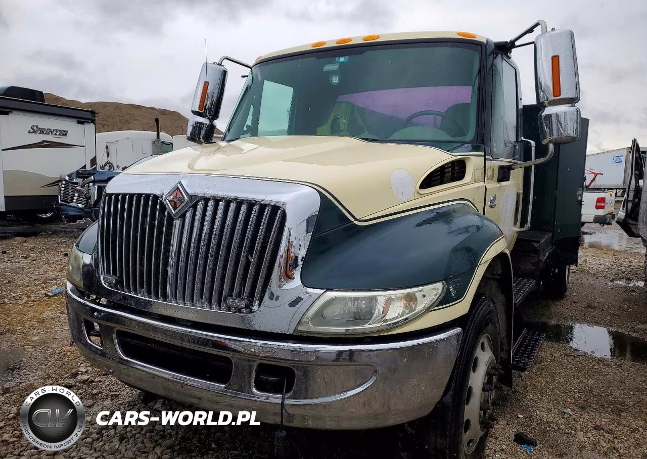 2004 International 4400 Utility - Service Truck VIN:1HTMKAAN04H656866 - 2