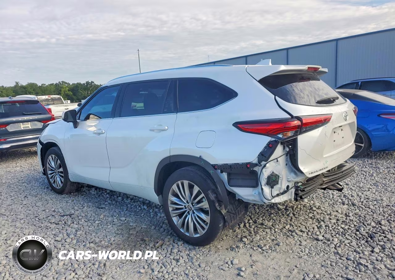 2023 Toyota Highlander Platinum VIN:5TDKDRAHXPS033374 - 2