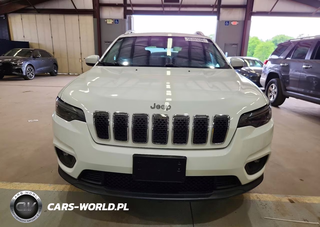 2019 Jeep Cherokee Latitude VIN:1C4PJMCB7KD136914 - 5