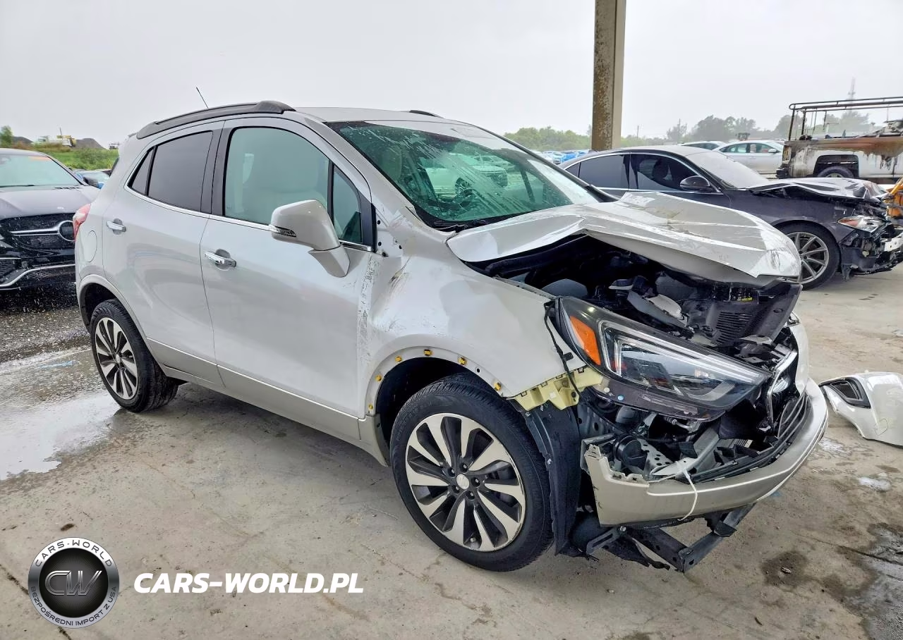 2018 Buick Encore Essence VIN:KL4CJCSB2JB558006 - 4