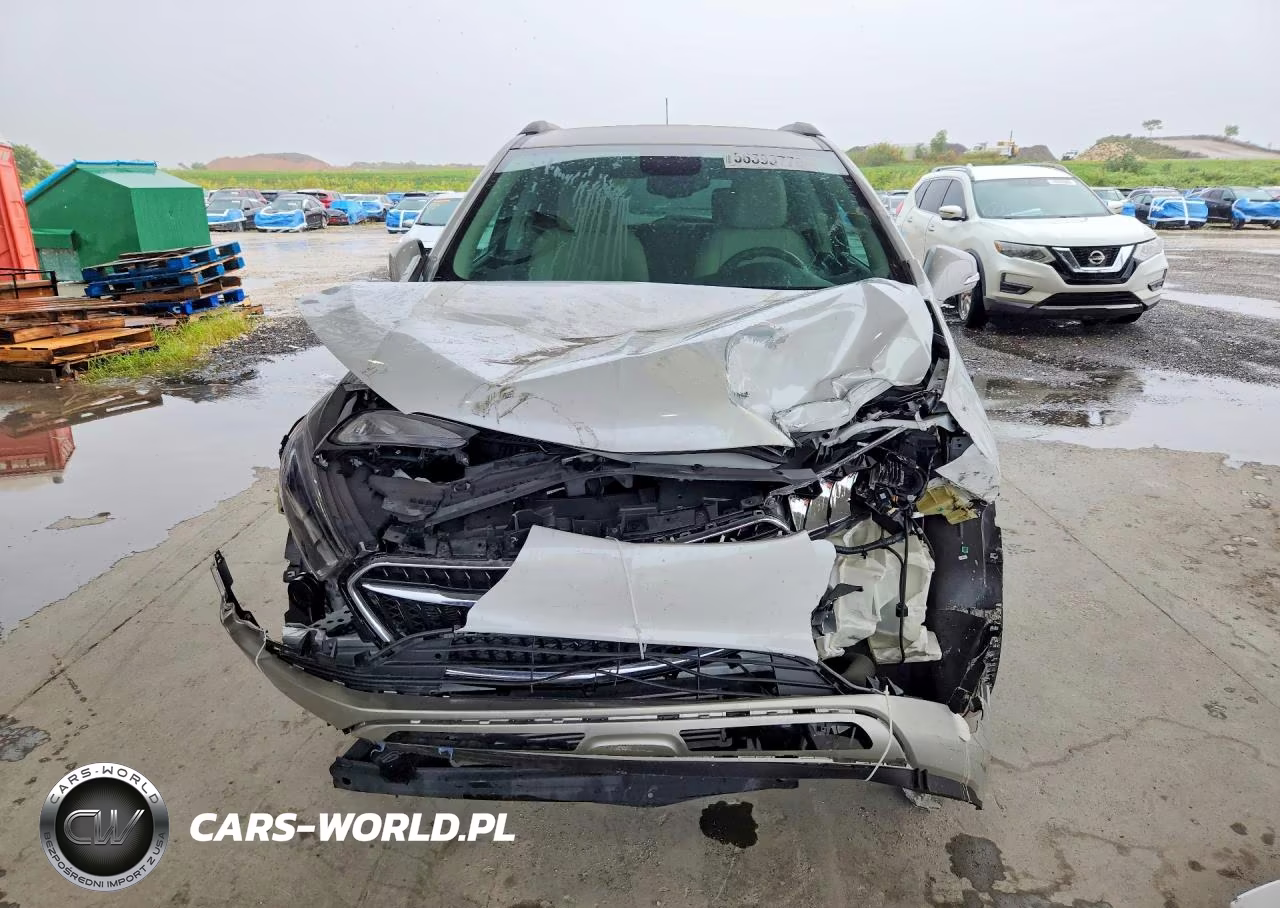 2018 Buick Encore Essence VIN:KL4CJCSB2JB558006 - 5