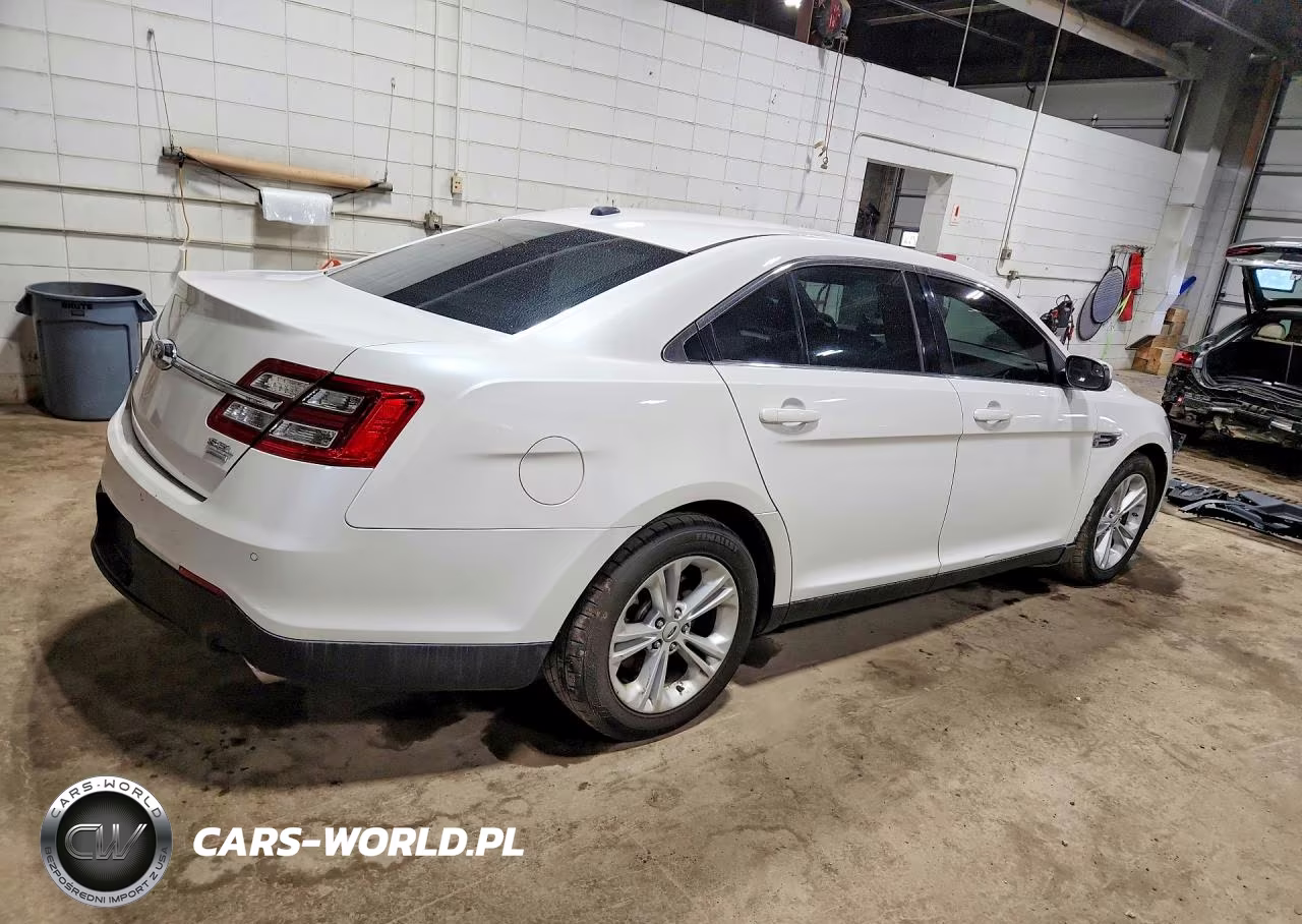 2014 Ford Taurus 4D VIN:1FAHP2E93EG113012 - 3