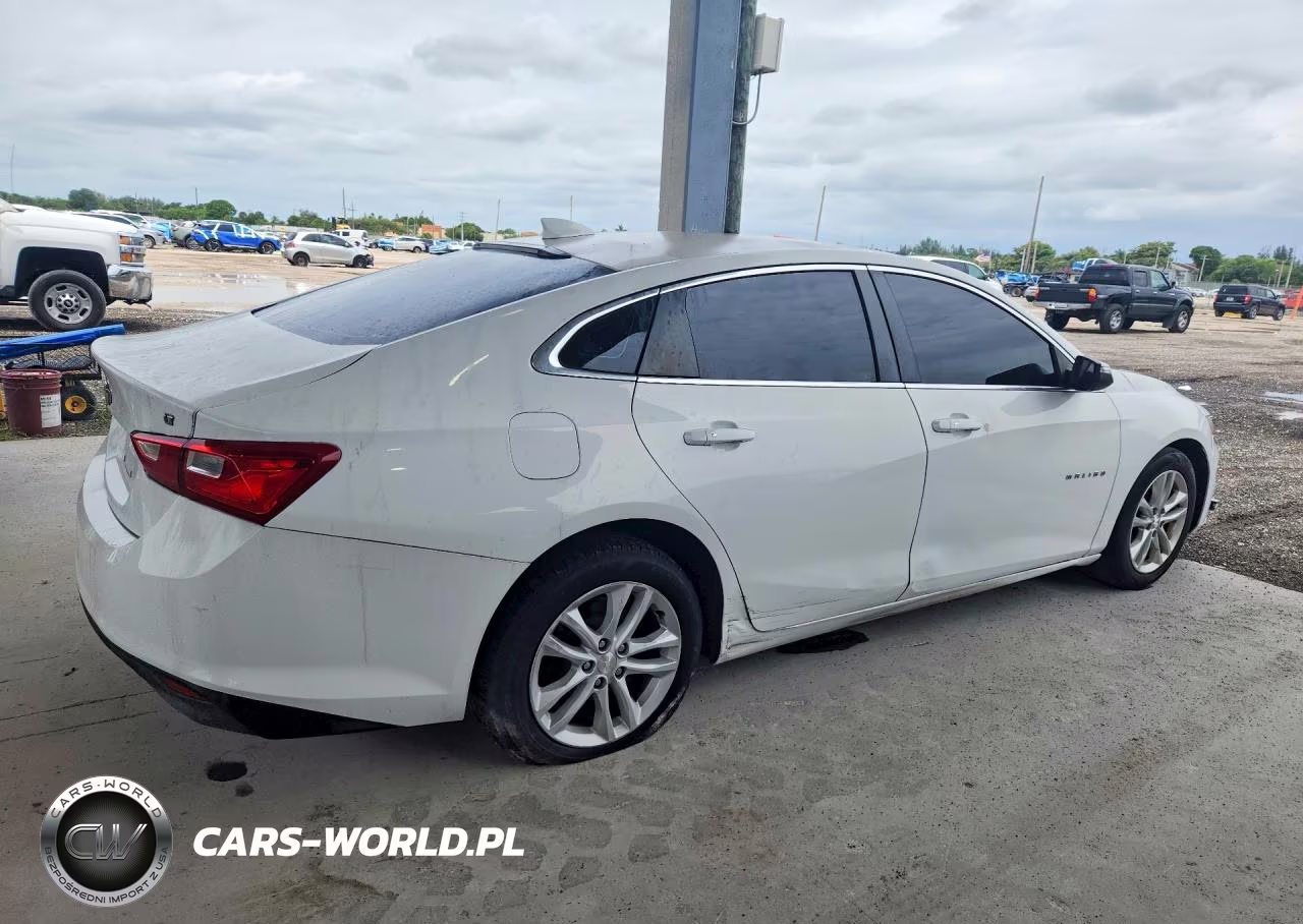 2016 Chevrolet Malibu Lt VIN:1G1ZE5ST8GF308661 - 3
