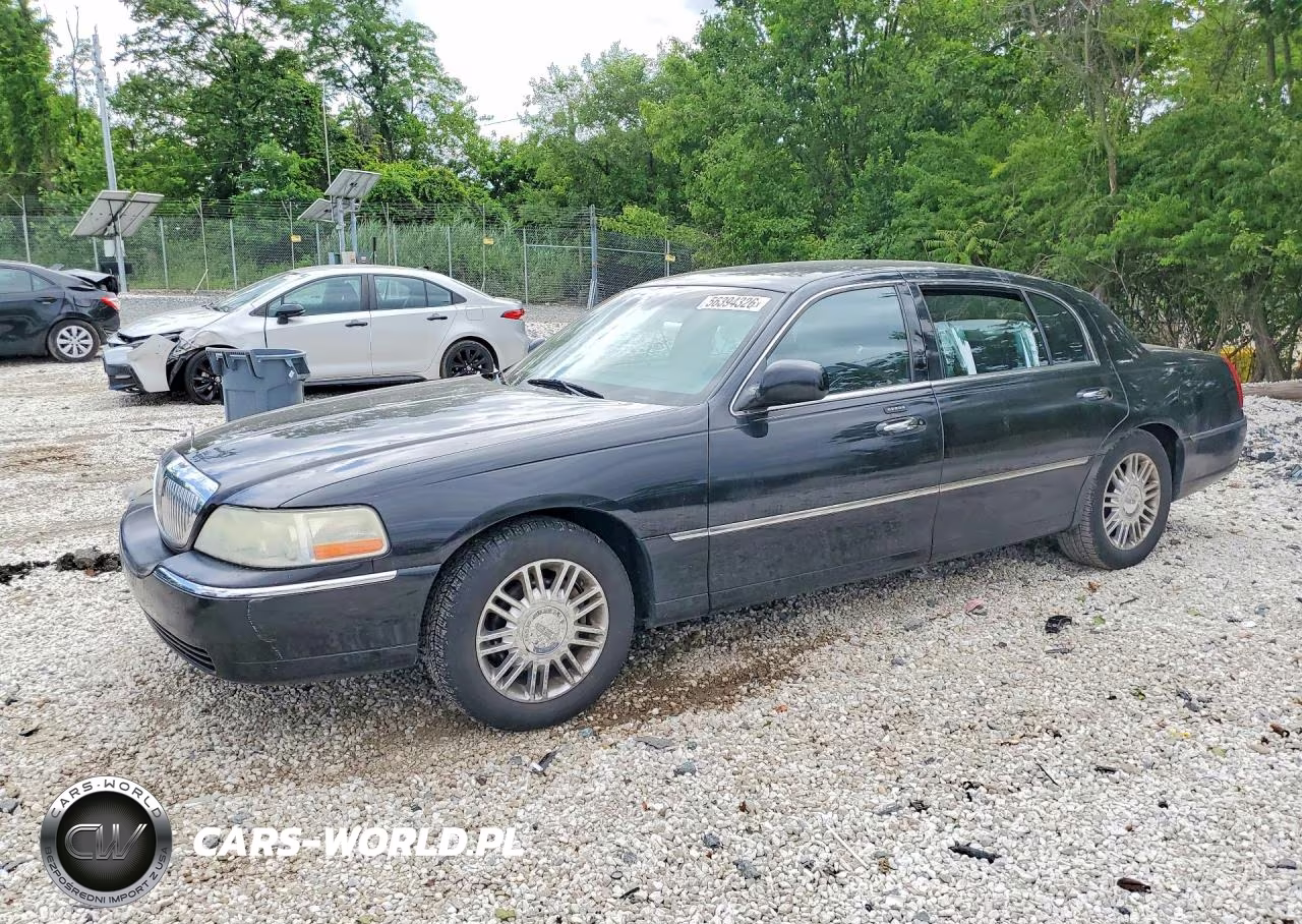2006 Lincoln Town Car Signature Long Wheelbase VIN:1LNHM85V86Y646452 - 1