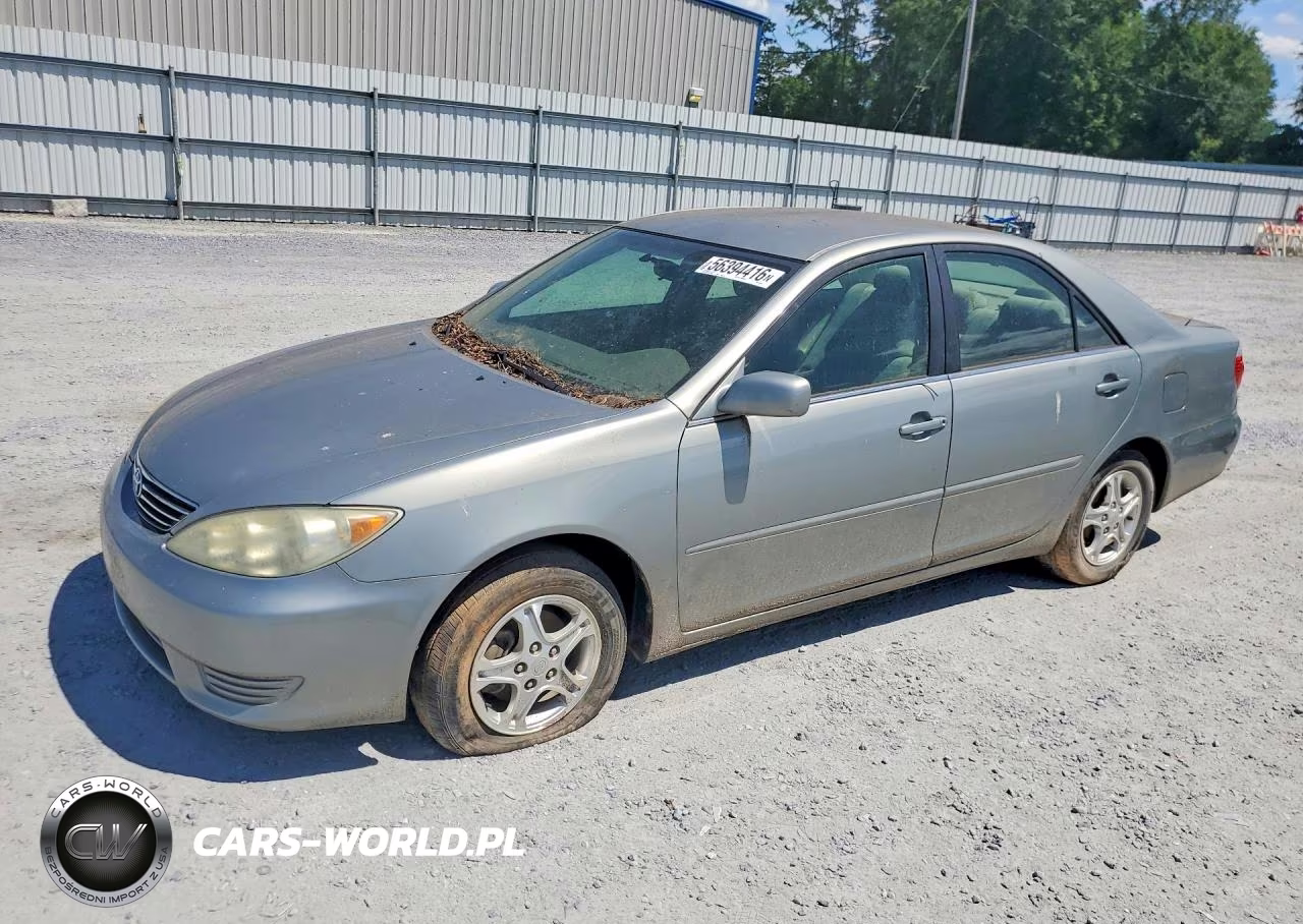 2005 Toyota Camry Le – zdjęcie 1 z 12