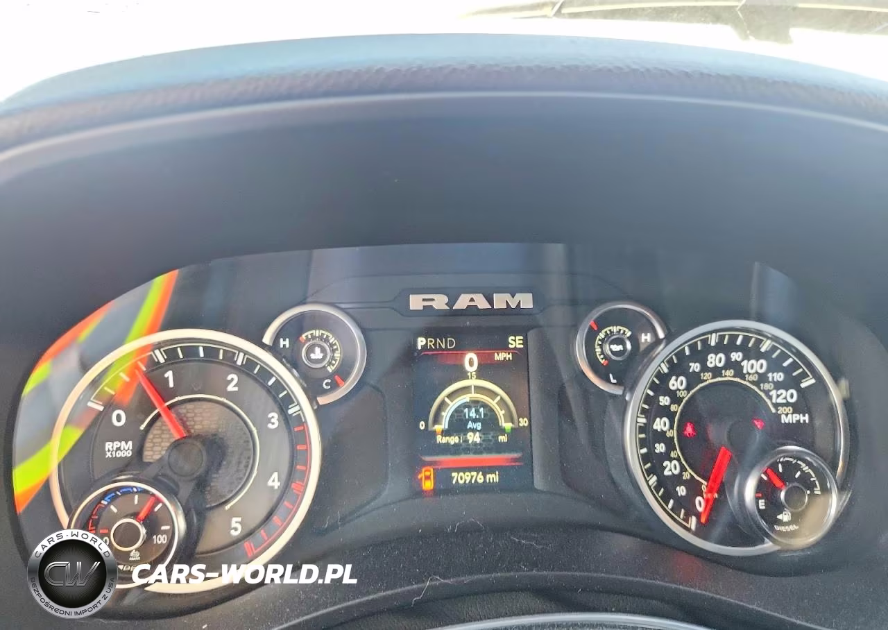 2024 Ram 3500 Big Horn VIN:3C63R3HL3RG165589 - 9