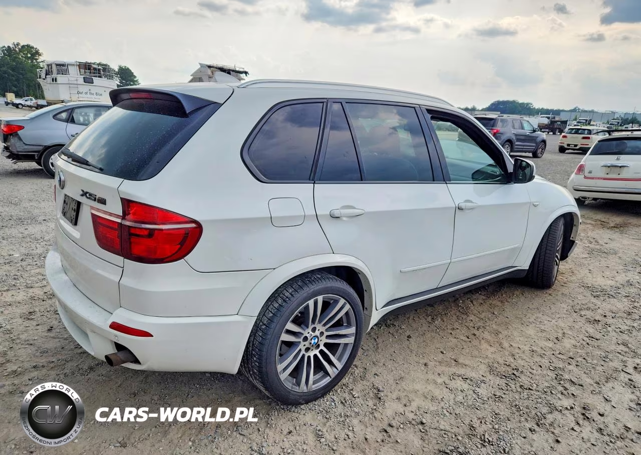 2013 BMW X5 xDrive35I VIN:5UXZV4C53DL994234 - 3